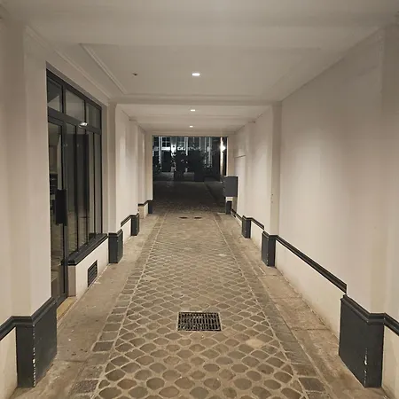 50 M2 Париж