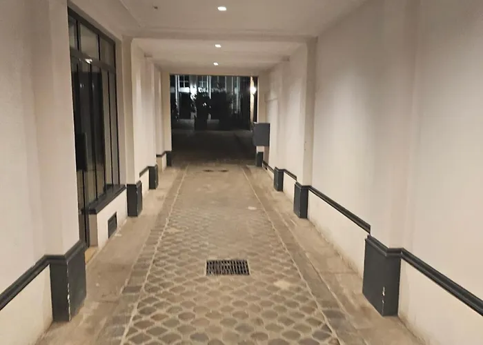 50 M2 * פריז